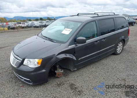2015 Chrysler Town & Country Touring from USA, damaged, VIN 2C4RC1BG7FR715922
